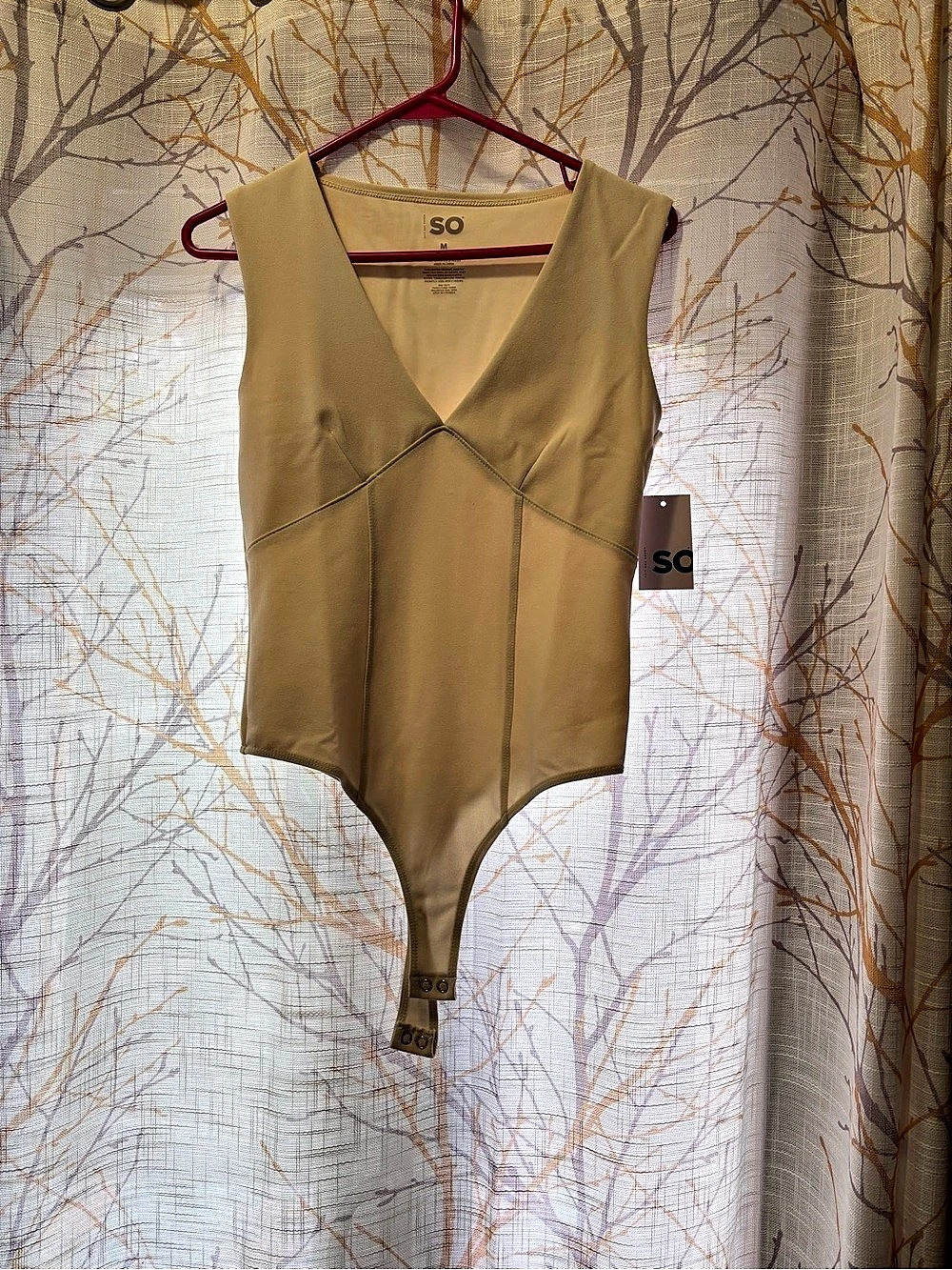 SO Sleeveless Contour Bodysuit Beige Medium NWT